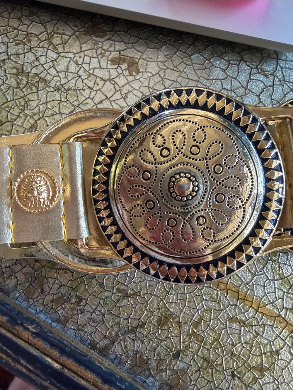 Vintage Captiva Collectibles Gold Concho Medallion Belt Size Small